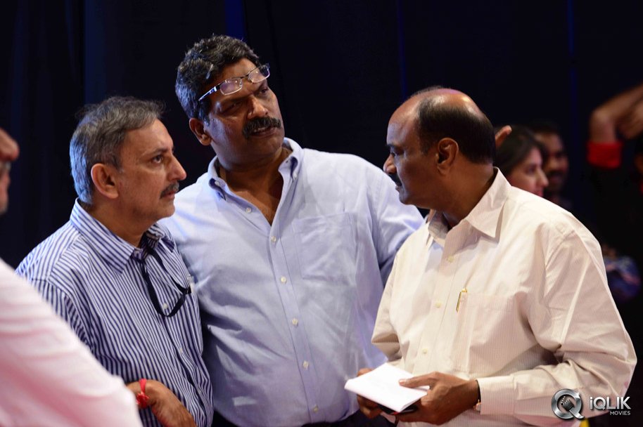 Memu-Saitham-Cricket-Match-Photos